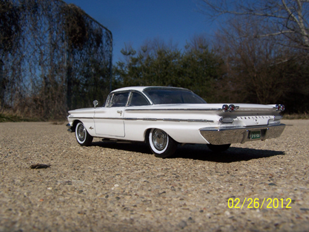 Trumpeters 1960 Pontiac Bonneville